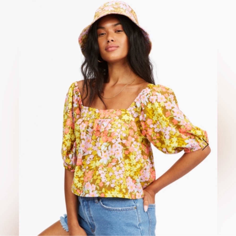 Billabong Floral Puff Sleeve Blouse